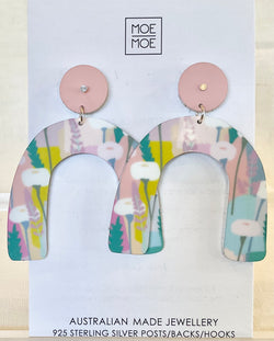 MOE MOE ARCH DROP STUD EARRINGS 'PASTEL FLOWER'